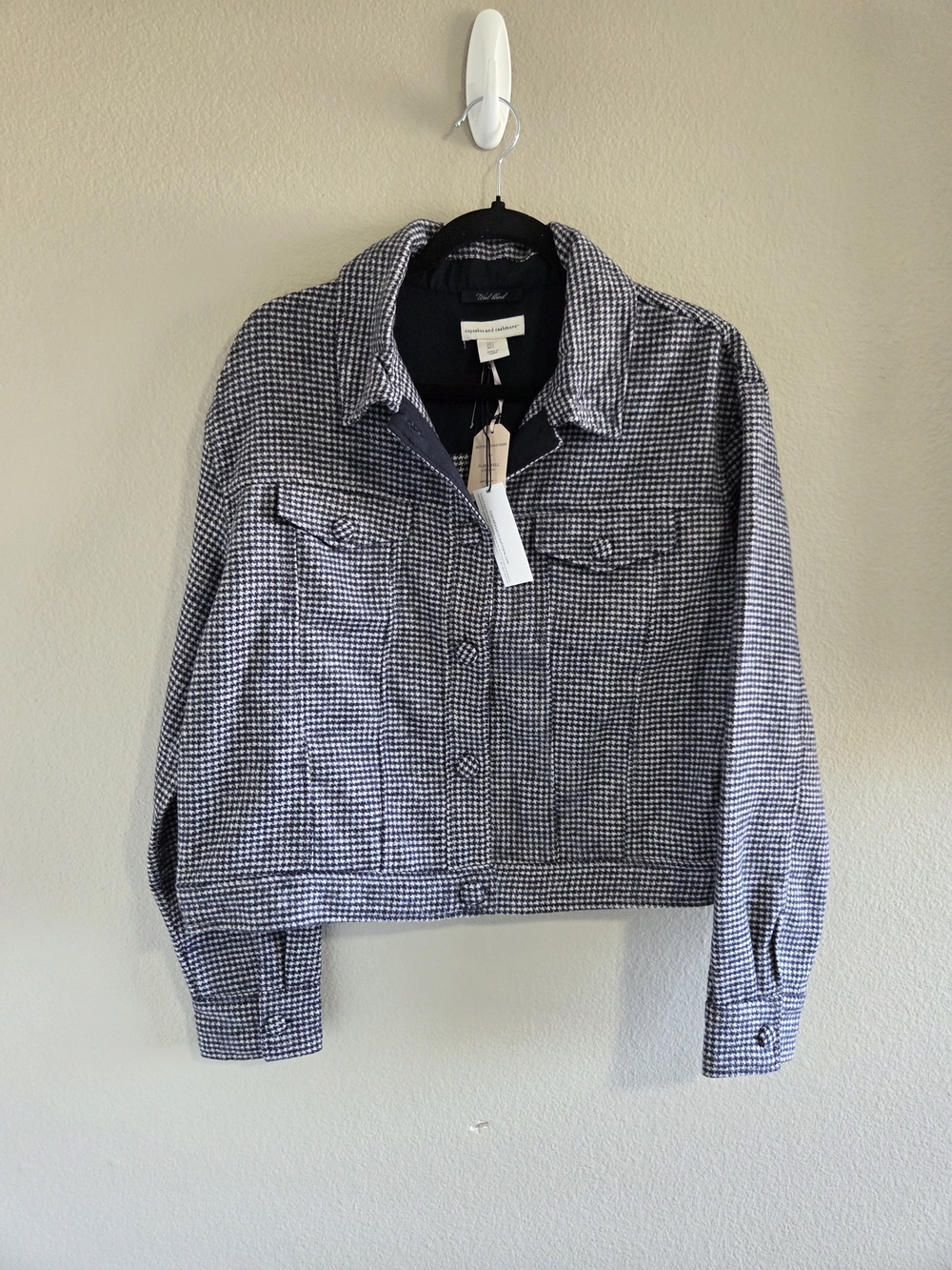 cupcakes & cashmere Black and White Houndstooth Cropped Wool Jacket